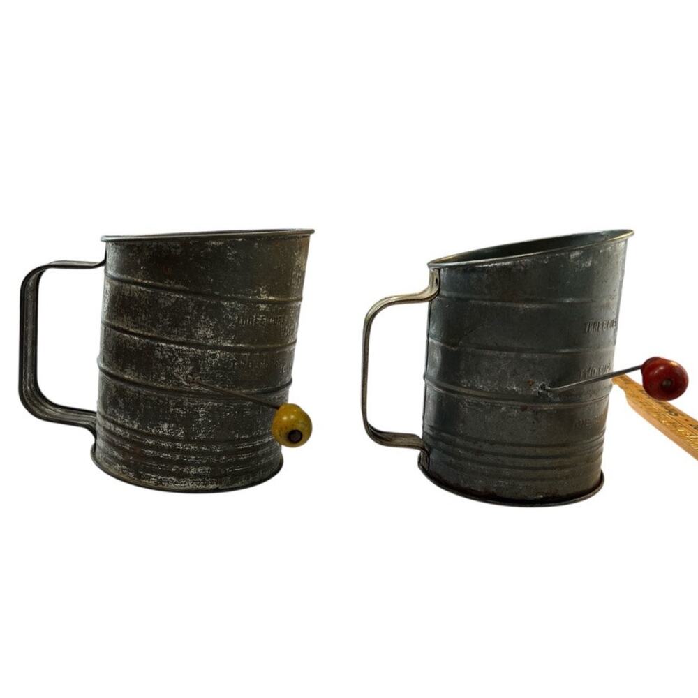 Vtg Bromwells 3 C Flour Measuring Sifter Set 2 Wood Crank Handle Made USA Decor